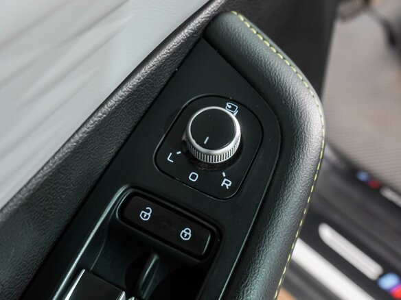 2024 Geely Coolray (Binyue Cool) I Рестайлинг, белый, 2049000 рублей - вид 21