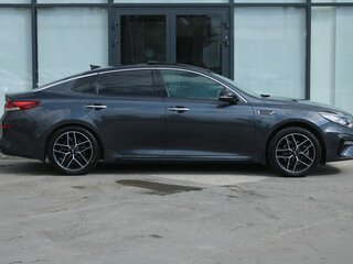 2018 Kia Optima IV Рестайлинг, серый, 2020000 рублей, вид 4