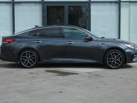 2018 Kia Optima IV Рестайлинг, серый, 1953000 рублей, вид 4
