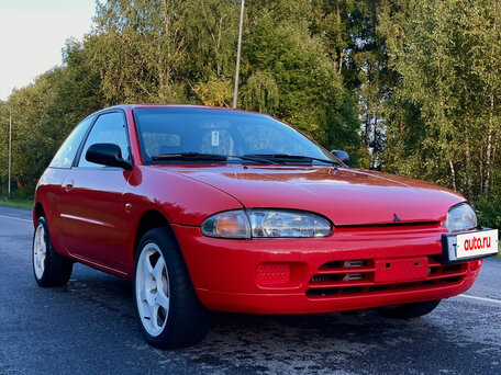 1993 Mitsubishi Colt IV (CA0), красный, 599000 рублей, вид 3