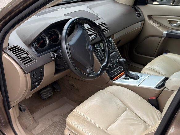 2013 Volvo XC90 I Рестайлинг, серый, 1745000 рублей - вид 5
