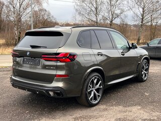 2024 BMW X5 30d IV (G05/G18) Рестайлинг, зелёный, 11490000 рублей, вид 3