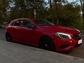 2014 Mercedes-Benz A-Класс 180 III (W176), красный, 1550000 рублей, вид 5
