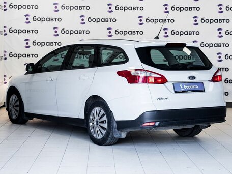 2013 Ford Focus III, белый, 710000 рублей, вид 4