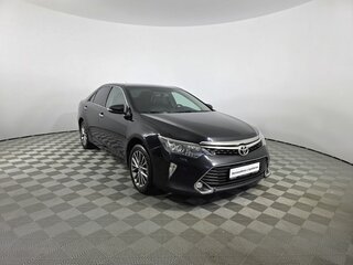 2017 Toyota Camry VII (XV50) Рестайлинг 2, чёрный, 1730000 рублей, вид 3