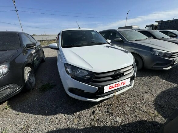 2025 Lada (ВАЗ) Granta I Рестайлинг, белый, 800000 рублей - вид 1