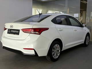 2018 Hyundai Solaris II, белый, 1055000 рублей, вид 5