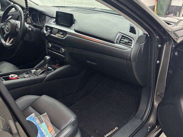 2017 Mazda 6 III (GJ) Рестайлинг, серый, 1750000 рублей - вид 14