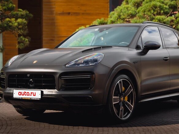 2020 Porsche Cayenne Turbo S E-Hybrid III, чёрный, 13000000 рублей