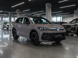 2026 Volkswagen Tiguan L Pro III (China Market), серый, 5250000 рублей, вид 2