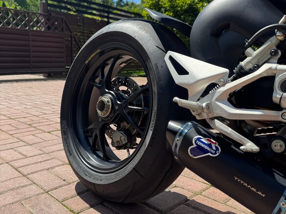 2022 Ducati Streetfighter V4, красный, 1385000 рублей - вид 7
