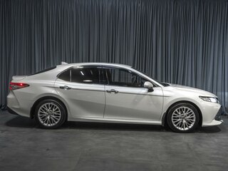 2021 Toyota Camry VIII (XV70), белый, 3049000 рублей, вид 5