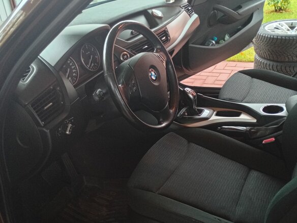 2013 BMW X1 20d I (E84) Рестайлинг, коричневый - вид 4