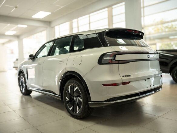 2026 Changan Qiyuan Q07 21.5 kWh, серебристый, 3390000 рублей - вид 5