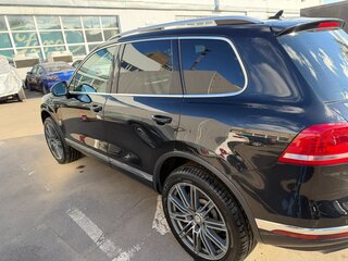 2015 Volkswagen Touareg II Рестайлинг, чёрный, 2550000 рублей, вид 3