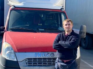 2015 Iveco Daily, красный, 2800000 рублей, вид 1