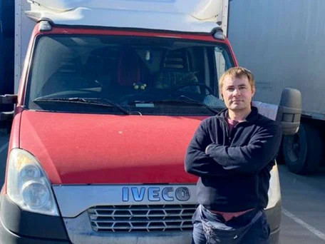2015 Iveco Daily, красный, 2800000 рублей, вид 1