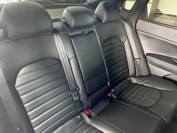 2019 Kia Optima IV Рестайлинг, белый, 1990000 рублей - вид 11