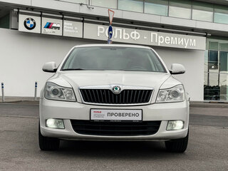2012 Skoda Octavia II (A5) Рестайлинг, белый, 459000 рублей, вид 2