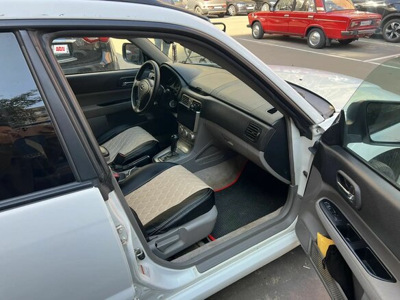 2005 Subaru Forester II Рестайлинг, белый, 910000 рублей - вид 13