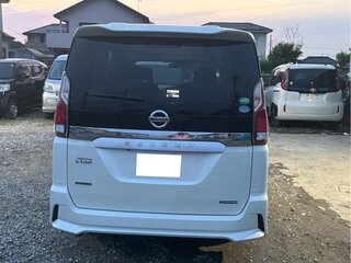 2021 Nissan Serena S-Hybrid V (C27) Рестайлинг, белый, 1657000 рублей, вид 5