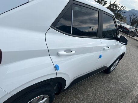 2023 Hyundai Venue I, белый, 1950000 рублей, вид 3