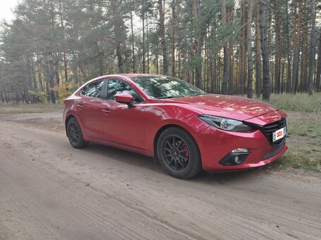 2015 Mazda 3 III (BM), красный, 1199000 рублей, вид 3
