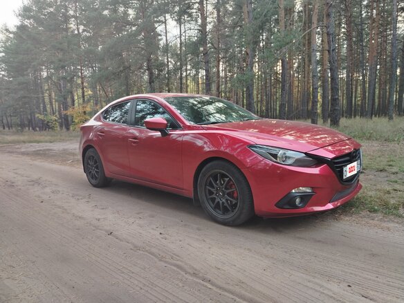 2015 Mazda 3 III (BM), красный, 1199000 рублей - вид 2