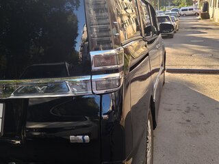 2018 Toyota Voxy III (R80) Рестайлинг, чёрный, 1850000 рублей, вид 2