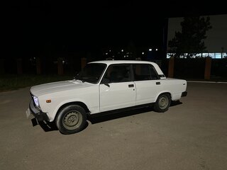 1997 Lada (ВАЗ) 2105, белый, 95000 рублей, вид 2