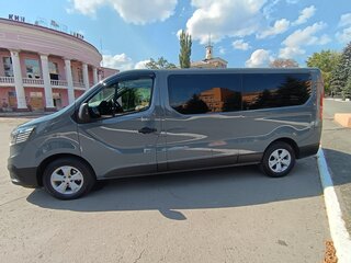 2022 Renault Trafic L1 III Рестайлинг, серый, 3950000 рублей, вид 4