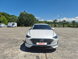 2021 Hyundai Sonata VIII (DN8), белый, 1750000 рублей, вид 1
