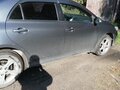 2013 Toyota Corolla X (E140, E150) Рестайлинг, серый - вид 2