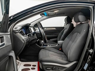 2017 Hyundai Sonata VII (LF) Рестайлинг, чёрный, 1700000 рублей, вид 4