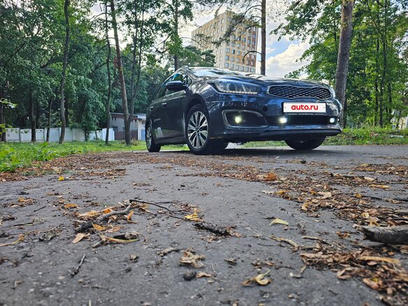 2017 Kia Ceed II Рестайлинг, жёлтый, 750000 рублей - вид 5