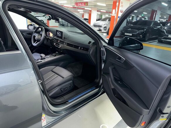 2019 Audi A4 V (B9), серый, 3348000 рублей - вид 12