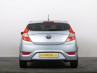 2011 Hyundai Solaris I, голубой, 689000 рублей, вид 4