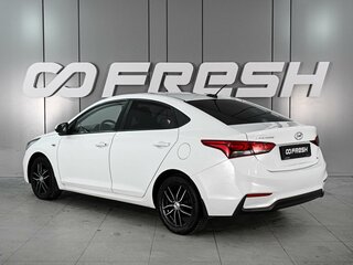 2017 Hyundai Solaris II, белый, 1389000 рублей, вид 2