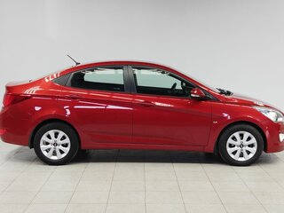 2016 Hyundai Solaris I Рестайлинг, красный, 1040000 рублей, вид 4