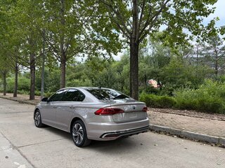 2022 Volkswagen Bora IV (China Market) Рестайлинг, серебристый, 1030000 рублей, вид 5
