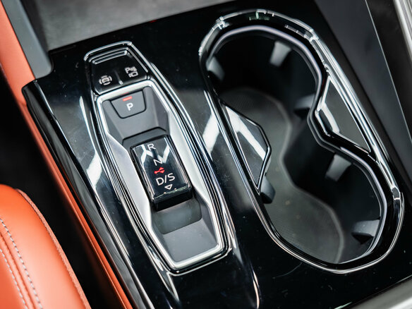 2026 Audi Q5 L III (GU), белый, 7300000 рублей - вид 14