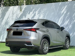2022 Lexus NX 200 II, серебристый, 3125000 рублей, вид 4