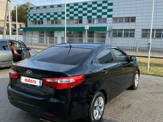 2014 Kia Rio 6-speed III, чёрный, 790000 рублей, вид 3
