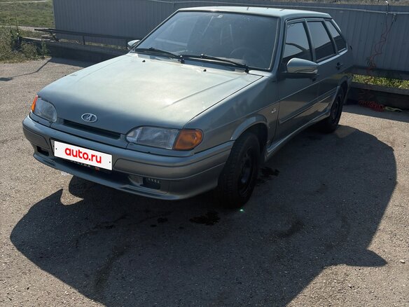 2002 Lada (ВАЗ) 2114, серебристый, 300000 рублей