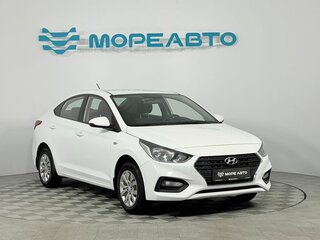 2017 Hyundai Solaris II, белый, 880000 рублей, вид 3