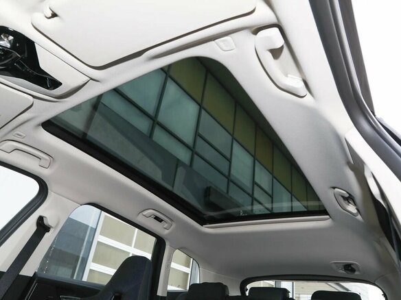 2026 BMW X1 Long 25Li xDrive III (U11/U12), чёрный, 5530000 рублей - вид 15