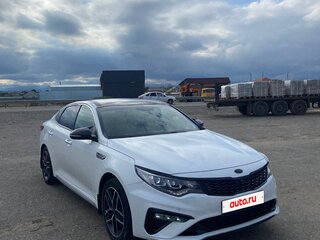 2018 Kia Optima IV Рестайлинг, белый, 1840000 рублей, вид 2
