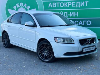 2011 Volvo S40 II Рестайлинг, белый, 630000 рублей, вид 2