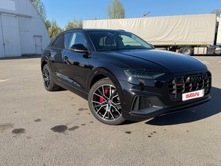 2020 Audi Q8 55 TFSI I (4M), чёрный, 6700000 рублей, вид 4