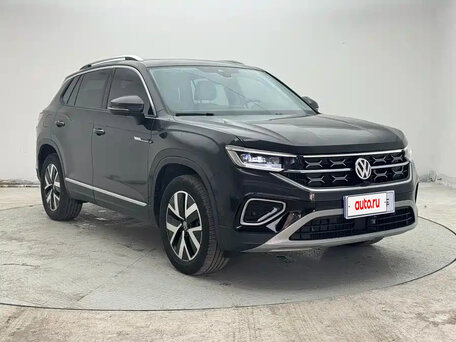 2022 Volkswagen Tayron I, чёрный, 2140000 рублей, вид 1
